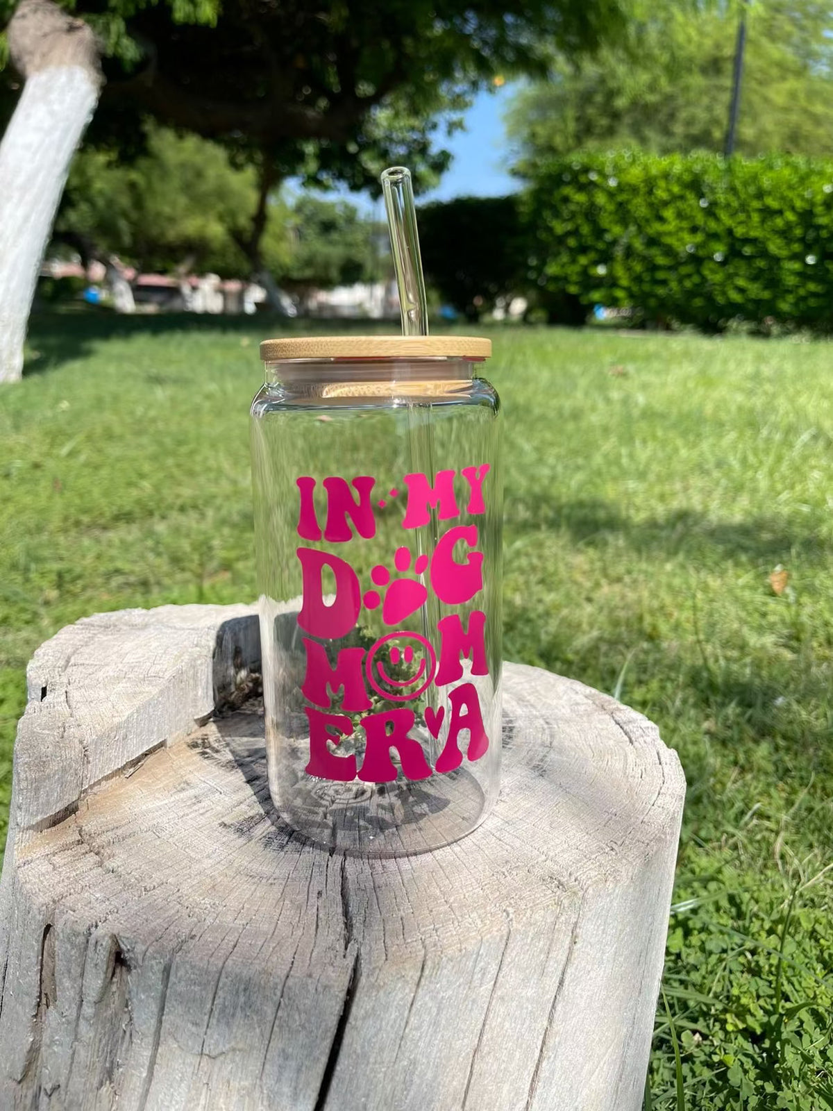 Era Iced Coffee Glass Dog